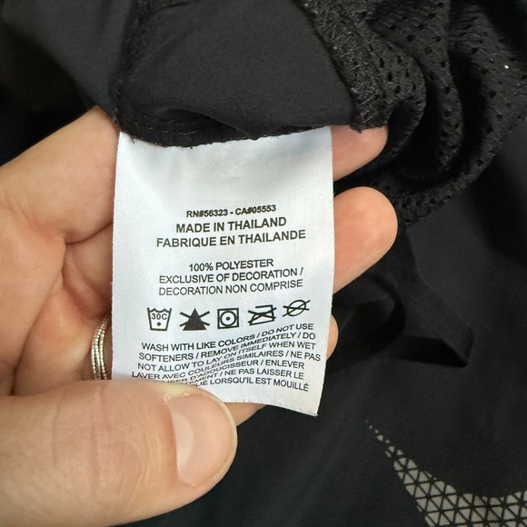 Nike Men's Black Athletic Shorts - Picture 5 of 5